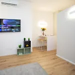 Apartment Arena 40 Romeo *